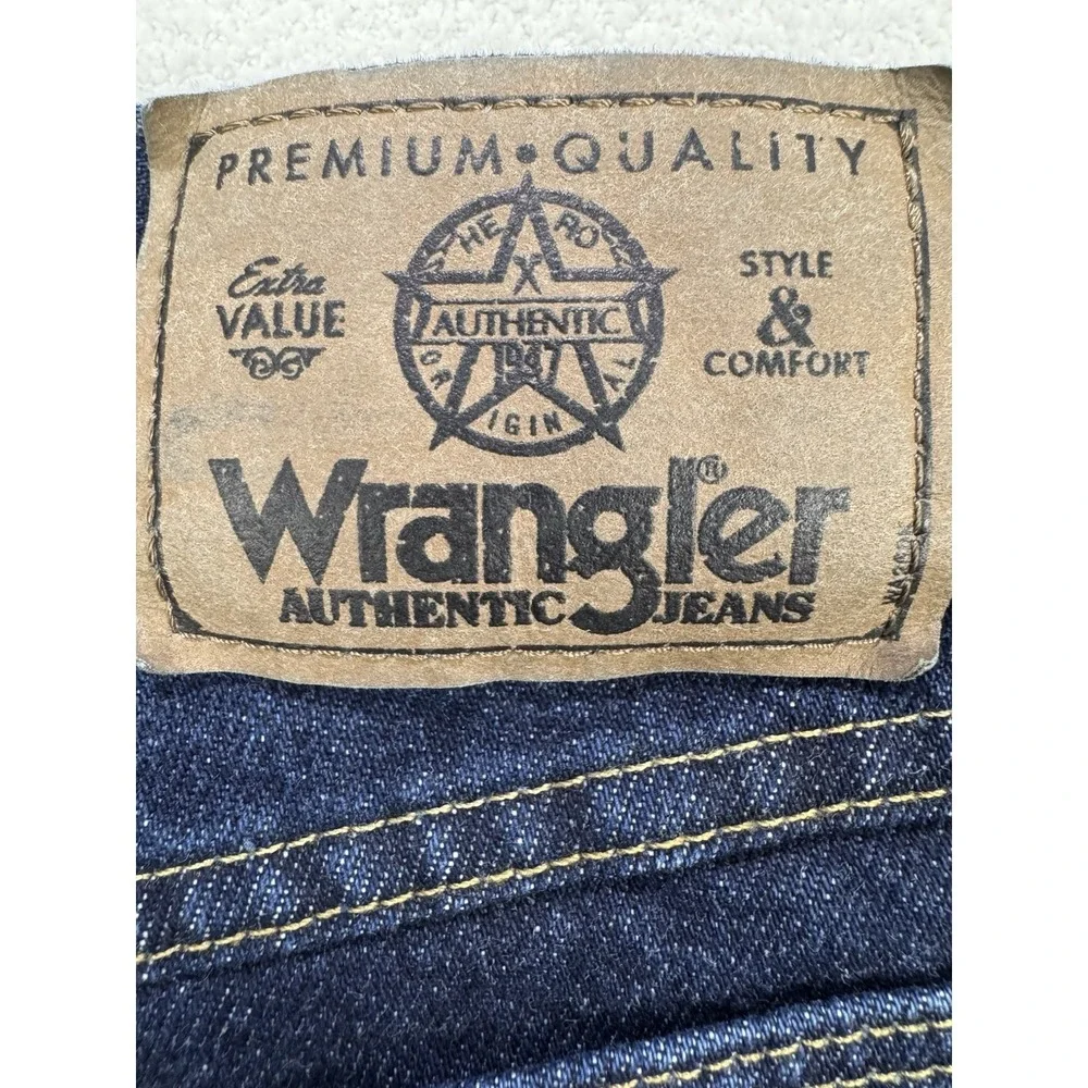 Wrangler Hero Jeans Men 40x30 Blue Regular Fit Straight Workwear NWT - Picture 4 of 8